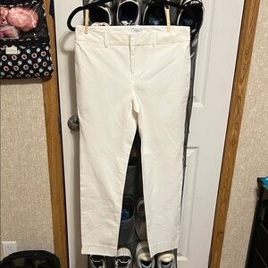 crown & ivy White Ankle Pants
